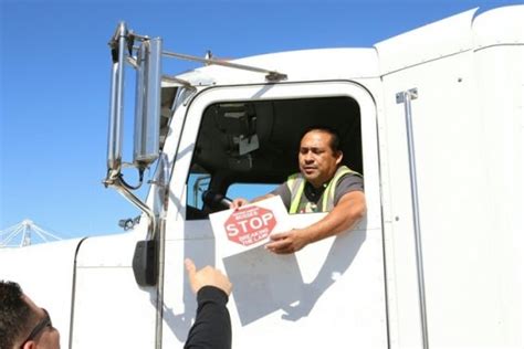Port Truck Drivers On Strike At Ports Of Los Angeles Long Beach