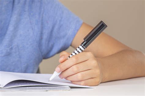 Handwriting Tips For Left Handed Children The Pen Company Blog