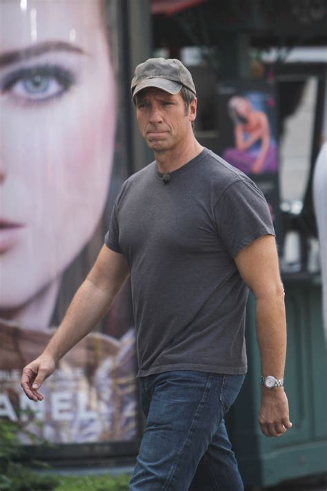 Mike Rowe blasts Nordstrom for selling $425 fake mud jeans | WJLA