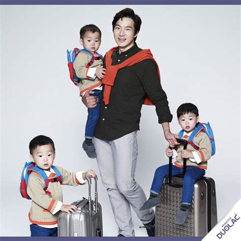 Superman returns triplets pose for children's outdoor clothing line. Leave Or Stay in The Return Of Superman, Everything Is In ...