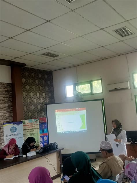 KEC BATUCEPER Giat Fasilitasi Pertemuan Dalam Rangka Pembinaan