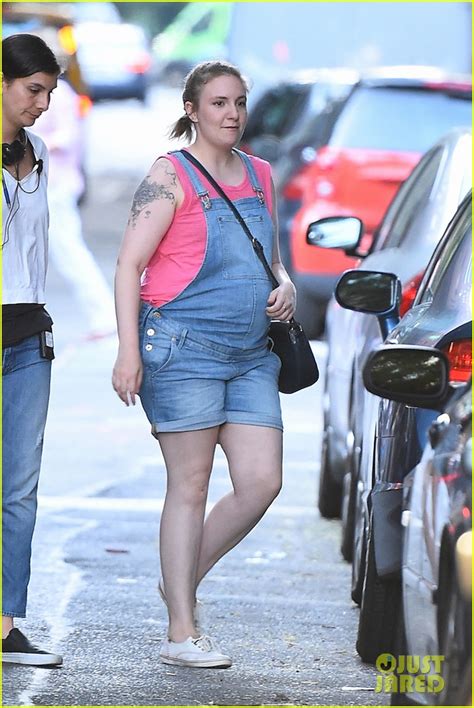 Lena Dunham Sports Fake Baby Bump On Girls Set Photo Photos Just Jared