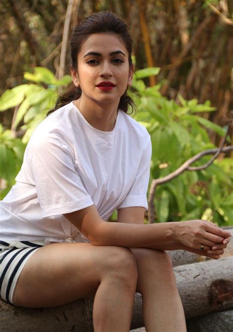 Kriti Kharbanda Showcasing Her Toned Sexy Legs During Tamil Film â€œbruce Leeâ€ Promotions In