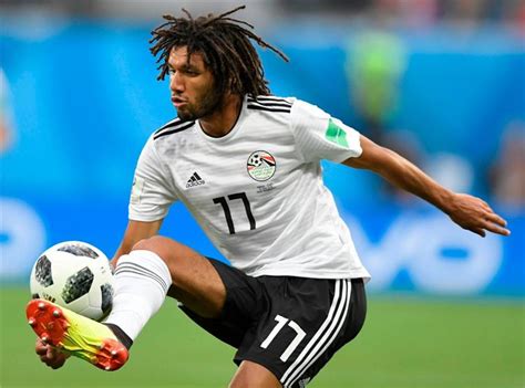 ويلعب لمنتخب مصر كما شارك مع منتخب مصر الأولمبي في أولمبياد لندن 2012. وليد صلاح الدين: لاعب الأهلي يستحق المشاركة مع منتخب مصر ...