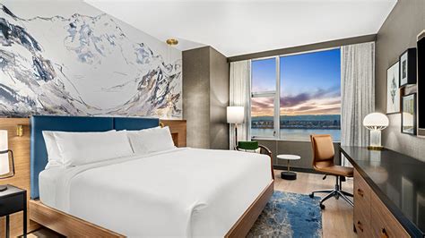 Ihg Hotels And Resorts Opens Hotel Indigo Vancouver Dtwn Portland Area