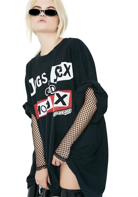 AITA for not letting my son wear what he wants one time : r/AmItheAsshole