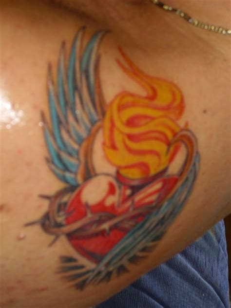 Sie haben sich nun dazu entschieden, sich ein echtes tattoo stechen zu lassen? Suchergebnisse für 'Flammen'-Tattoos | Tattoo-Bewertung.de ...