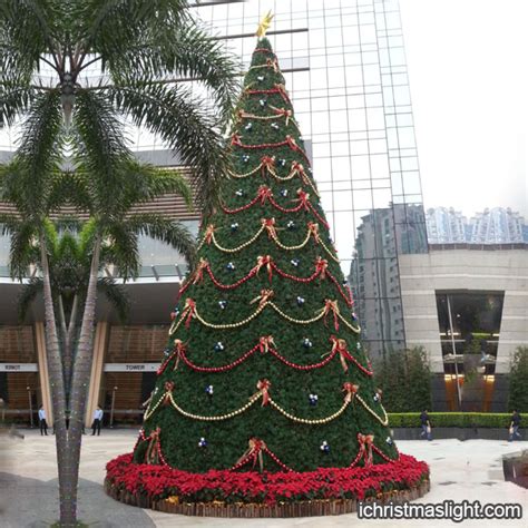 Outdoor Decorated Big Christmas Trees Ichristmaslight