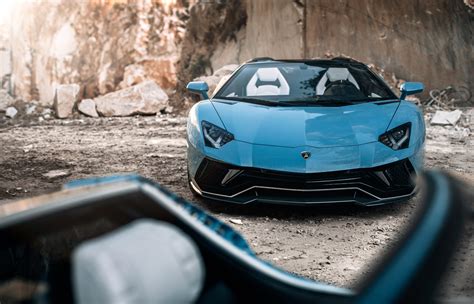 Lamborghini 2022 Aventador Blue