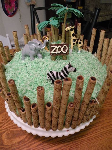 Zoo Cake I Love Pirouettes This Is So Do Able Zoo Theme Birthday