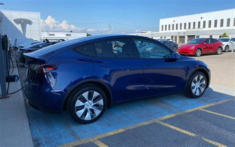 Le Tesla Model Y Arrive Au Qu Bec