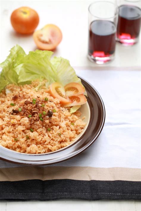 Resepi ayam masak merah tomato, resepi istimewa dari bonda mertua. Nasi Tomato dan Ayam Masak Merah - masam manis