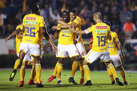 Liga Mx Tigres Somete A Santos Y Se Lleva El Triunfo En El Volc N