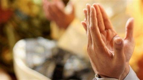 Begini Doa Untuk Orang Tua Telah Meninggal Dunia Dalam Bahasa Arab