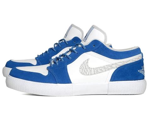 White is then seen on the toe, panels. Air Jordan Retro V.1 Low: Military Blue - White - Neutral ...
