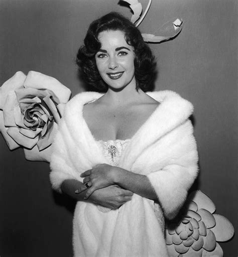 Elizabeth Taylor 1956 Old Hollywood Glamour Golden Age Of Hollywood Vintage Hollywood