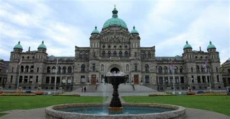 Bc Parliament Buildings Discover Victoria Bc International City Of