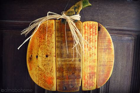 Rustic Reclaimed Pallet Wood Pumpkin Hanger Halloween