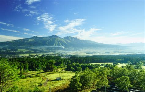 A Peek At The Astounding Mt Aso Yabai The Modern Vibrant Face Of