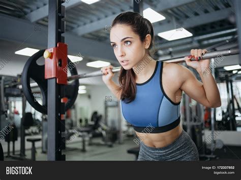 Young Woman Gym Using Image And Photo Free Trial Bigstock