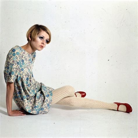 Celebrating Twiggy The Face Of The Sixties On Her Birthday Tenue