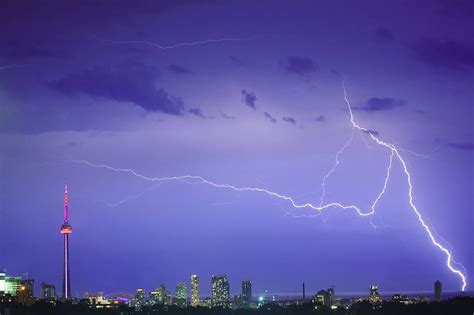 A severe thunderstorm warning means that a thunderstorm is capable of producing any of the conditions above at any moment or is producing any of them right now. There is a severe thunderstorm warning in Toronto