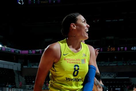 Cambage, a center for the las vegas aces, is a standout player for the australian national team who averaged 23.5 points and 10.3 rebounds at the 2016 rio olympics. Liz Cambage / Liz Cambage Emotional After Win Over Spain ...