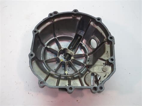 Following the gpz theme, the gpz600 was liquid cooled, with a dohc 16 valve four cylinder engine at it's launch in 1985. Kawasaki ZX600 ZX6RR ZX636 ZX6R Ninja Clutch Cover 03 - 04