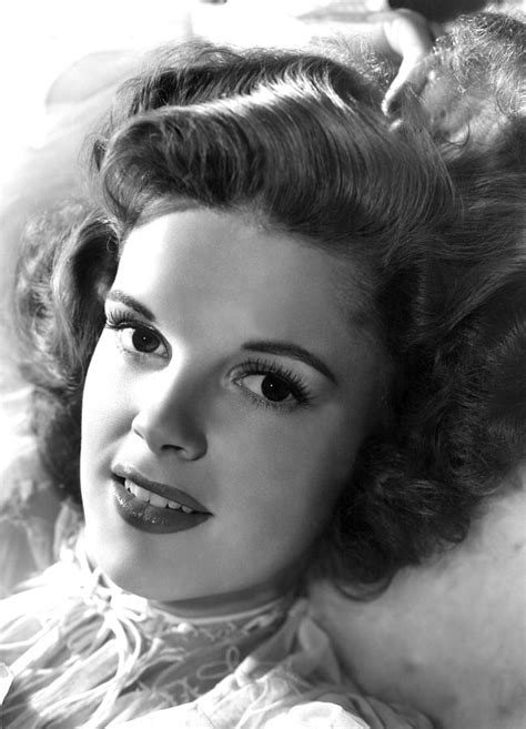 Judy Garland 1943 Photograph By Everett Fine Art America