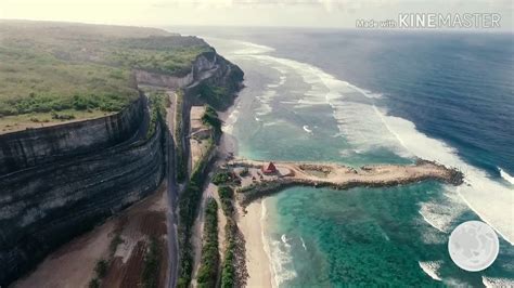 Jarak pantai yang tidak terlalu jauh dari jalan raya kurang lebih 1,5km. Wisata pantai Melasti kembali di buka - YouTube