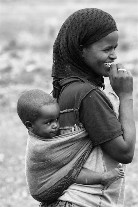 Kereyu Mother Ii Mother And Child Mothers Love African People