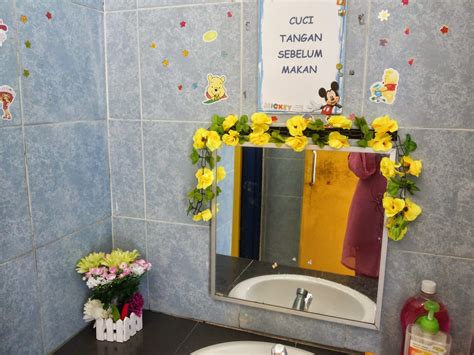 Hiasan bilik air kecil supaya tampak besar. Hiasan Tandas Pejabat | Desainrumahid.com