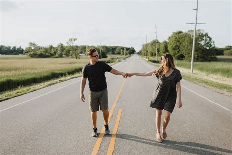 Engagement Session Posing And Direction Inspo For Couples Who Love The