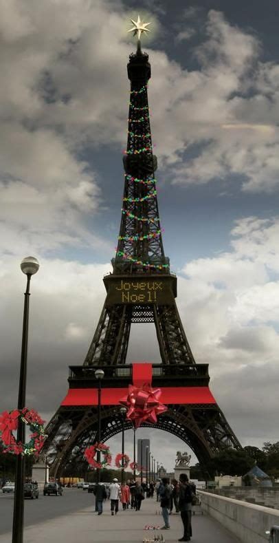 Joyeux Noel Pictures Freaking News Eiffel Tower Christmas In Paris