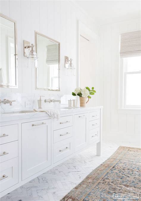 20 gorgeous bathrooms with double vanities. Elegant White Bathroom Vanity Ideas 55 Most Beautiful ...