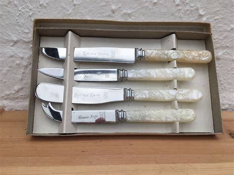 Vintage Retro Faux Mother Of Pearl Pearlised Handle Set Cheese Knife
