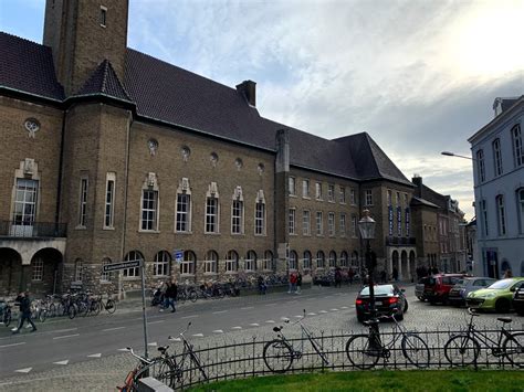 Based in europe, focused on the world. Maastricht University in Netherlands - Ranking and Yearly ...
