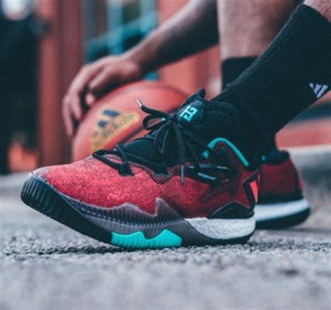 The 2016 Adidas Crazylight Boost Low James Harden Is Available Now