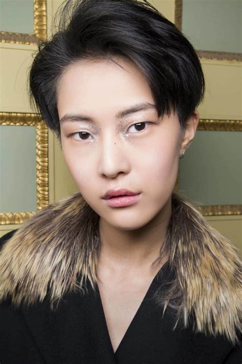 Asian men have hair that looks great in nearly any style, that's why we've made this guide with the these cuts will all work perfectly with asian hair. New Short Asian Hairstyles:Pixies,Bobs and Lobs