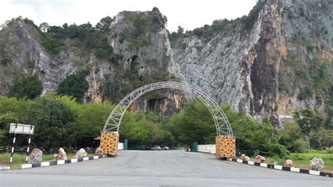 Harga tiket tersebut sudah termasuk semua fasiliats yang ada di sini. Mohd Faiz bin Abdul Manan: Taman Rekreasi Gunung Keriang