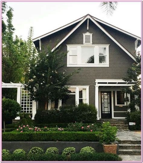 30 Green Exterior Paint Colours Ideas DHOMISH