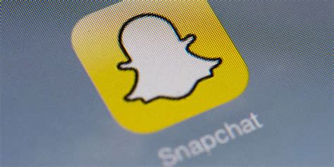 Hackers Leak 90000 Snapchat Photos