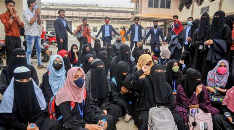 Karnataka Hijab Row Highlights Hc Hearing To Continue Tomorrow Court Dismisses Plea Filed By