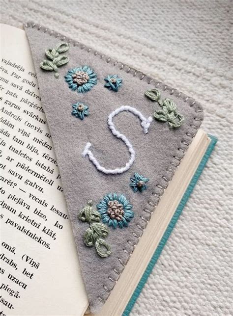 Personalized Hand Embroidered Corner Bookmark Corner Bookmarks Bookmarks Handmade Book