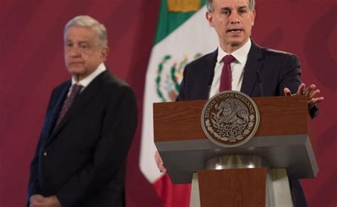 Gatell, como la oms, se sorprende por la nueva vacuna contra el covid19. Asegura López-Gatell que Vacuna covid se paga con impuestos