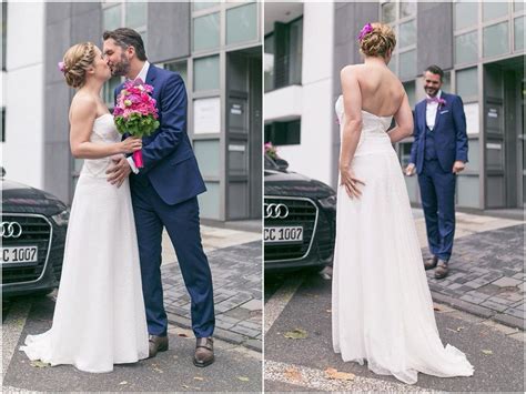 Check out our hochzeit standesamt blau selection for the very best in unique or custom, handmade pieces from our shops. Standesamt, Brautpaar, Blumenstrauß von Bloombox ...