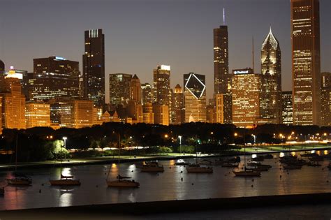 See more ideas about chicago skyline, chicago, skyline. New Construction Chicago: Adding to the Skyline in 2016