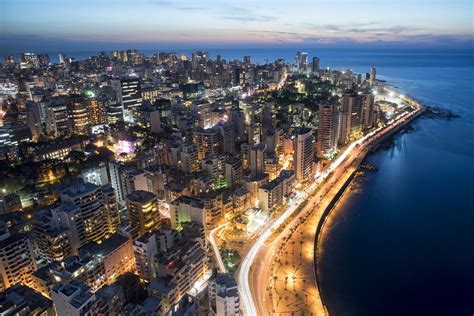 A Beirut Tra Arte E Conflitti Lonely Planet