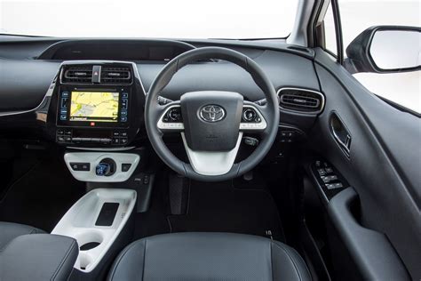 Typical of a toyota, the 2010 prius feels especially smooth at low speeds, and it remains quiet at highway speeds, with almost no wind noise and just a between this and the interior appearance, it's as if honda set out to create a $20,000 car, while toyota set out to create a $30,000 car. Toyota Prius Hatchback (2015 - ) Driving & Performance ...