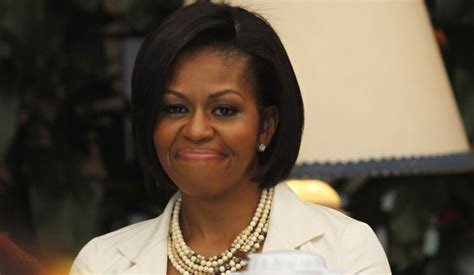 Michelle Obama S Offre De Lingerie